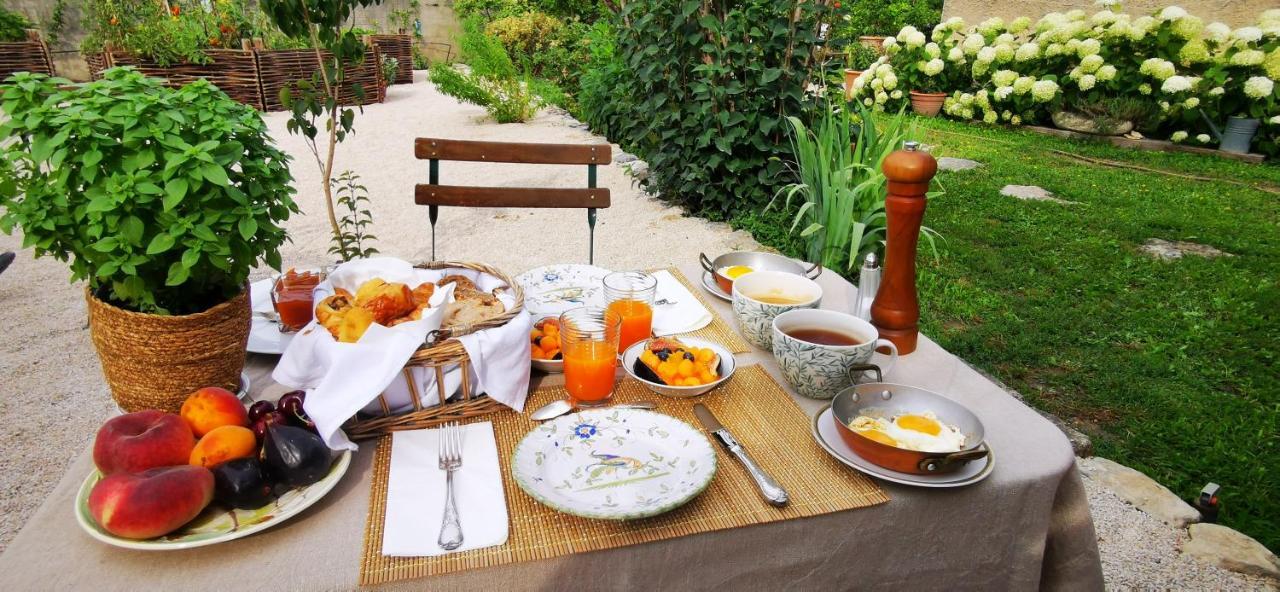 Lulu En Provence Bed & Breakfast LʼIsle-sur-la-Sorgue Екстериор снимка