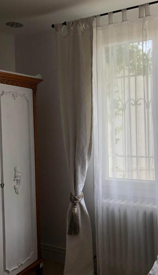 Lulu En Provence Bed & Breakfast LʼIsle-sur-la-Sorgue Екстериор снимка